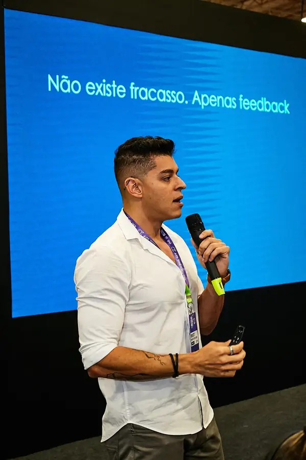 Bruno Scott palestrando na IHRSA Fitness Brasil 2019